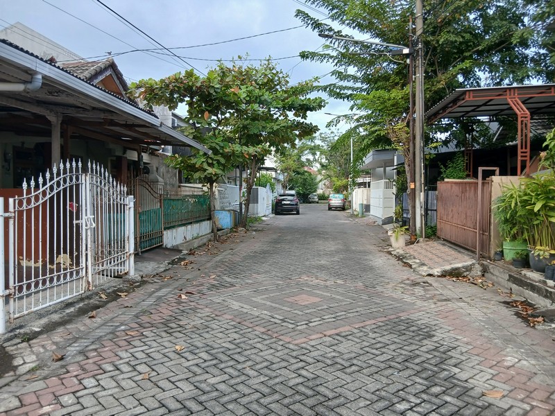 Murah Jual Rumah hitung Tanah SHM di Nirwana Eksekutif, Surabaya