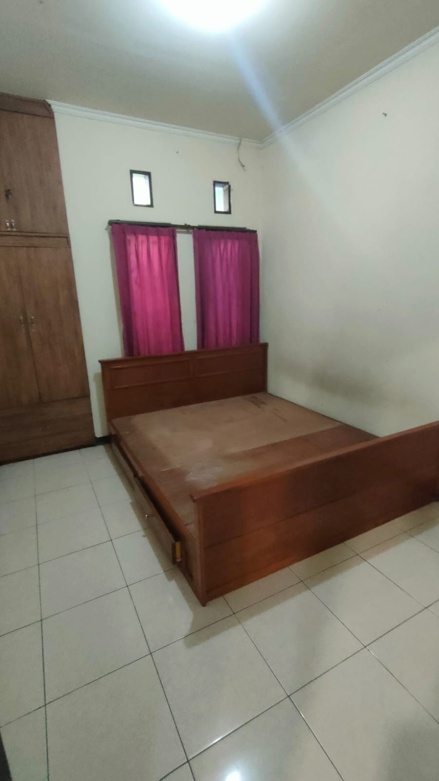 Disewakan Rumah Di Sariwangi Atas