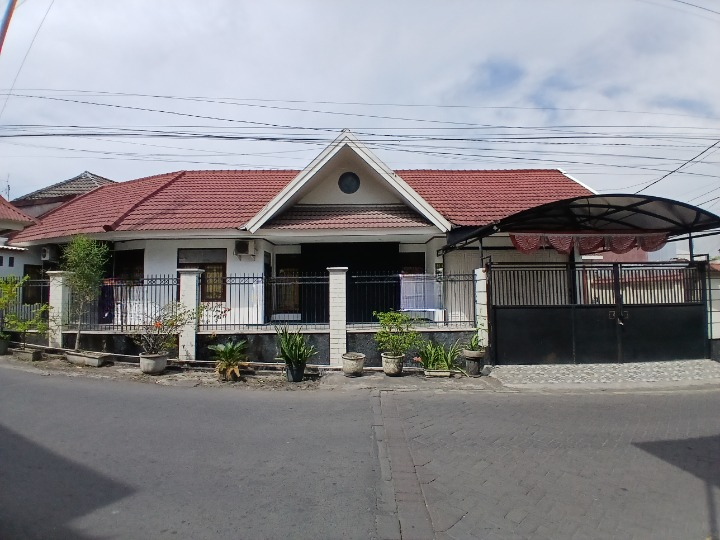 Jual Cepat Harga Murah Rumah SHM di Manukan Mukti Surabaya