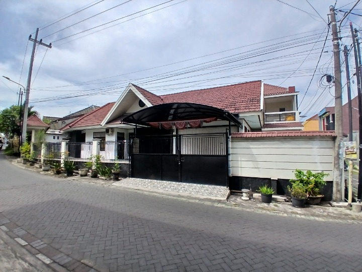Jual Cepat Harga Murah Rumah SHM di Manukan Mukti Surabaya