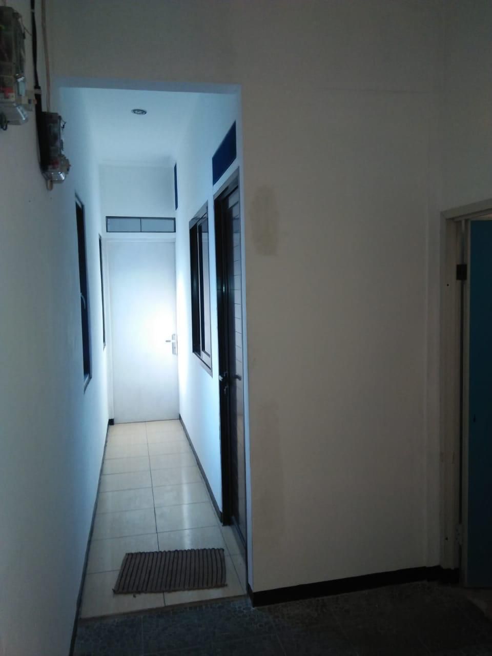 Disewakan rumah 2 akses bisa untuk kantor area Kayu Putih