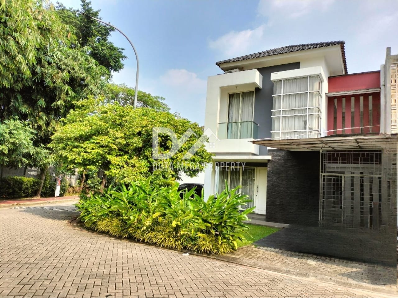Dijual Rumah Furnished Siap Huni – Jelupang, Serpong Utara