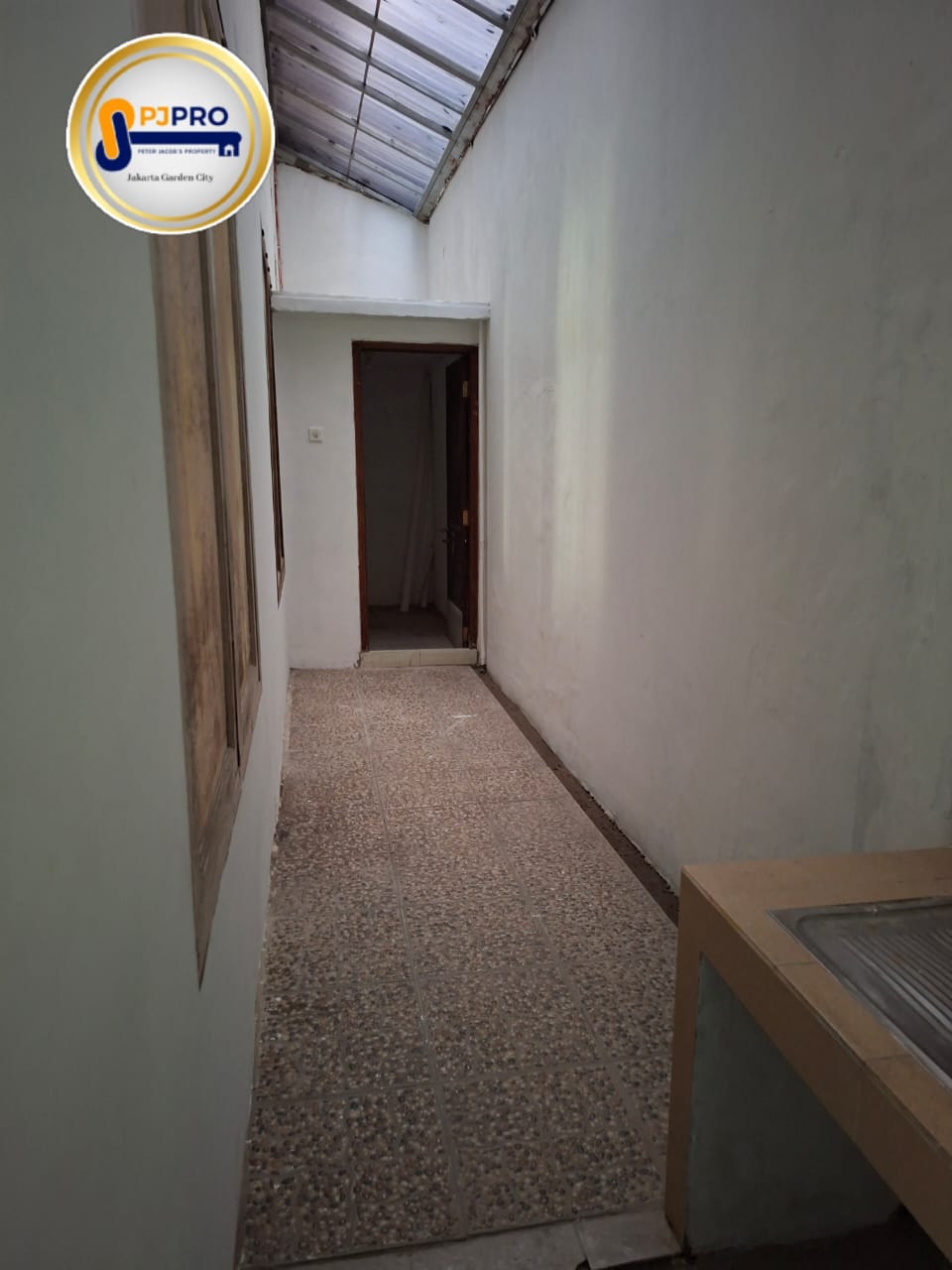 Dijual Rumah Rapih Bersih Area Bebas Banjir di Boulevard Hijau