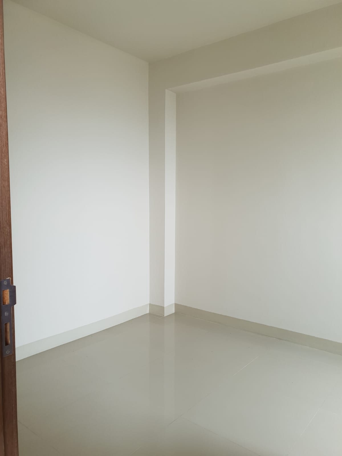 Dijual Apartemen The Oak Tower 2BR Semi Furnished Siaphuni