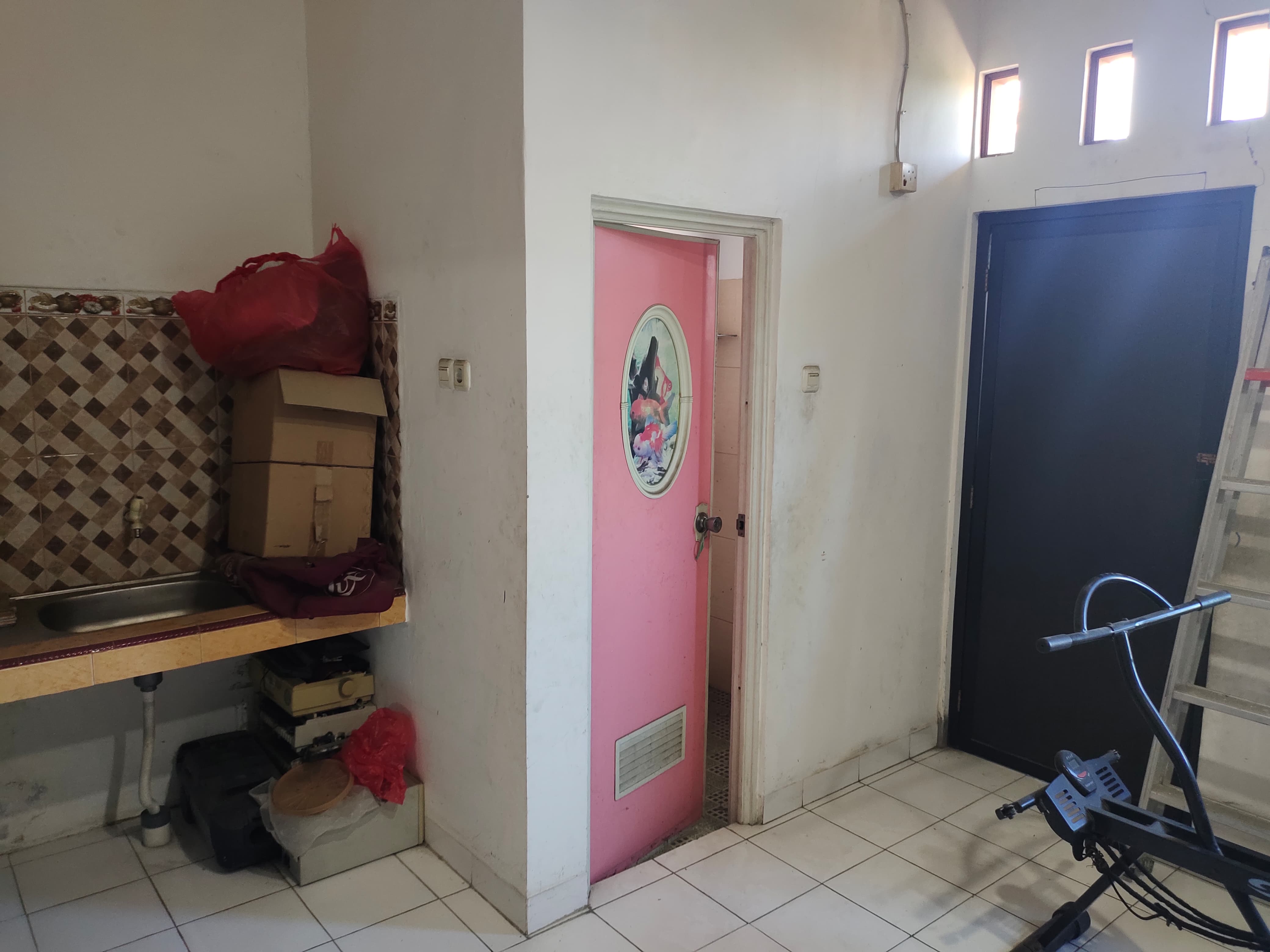Dijual rumah hook di area Cipinang Muara, Jatinegara, Jakarta