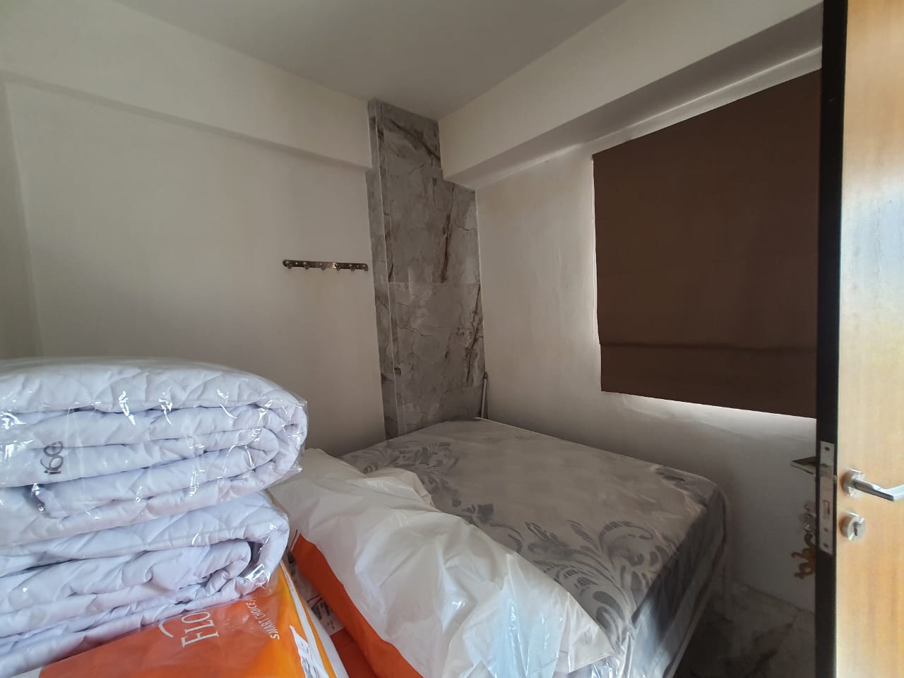 Sewa 2 Unit Apartemen 2BR Di Puncak Permai Tower A - Surabaya