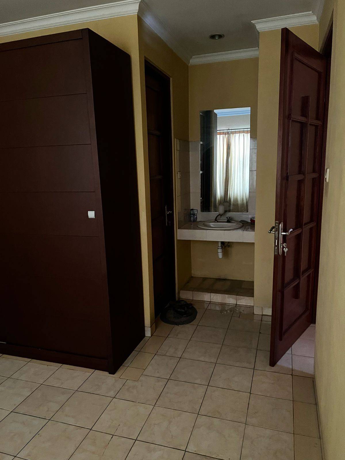 Dijual Rumah 2 Lantai di Dukuh Atas, Menteng, Jakarta Pusat