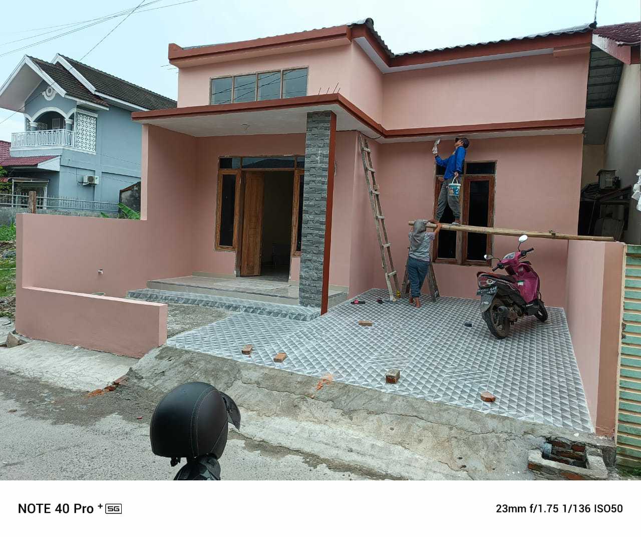 rumah baru dengan kualitas mewah dijual dikawasan padang bulan