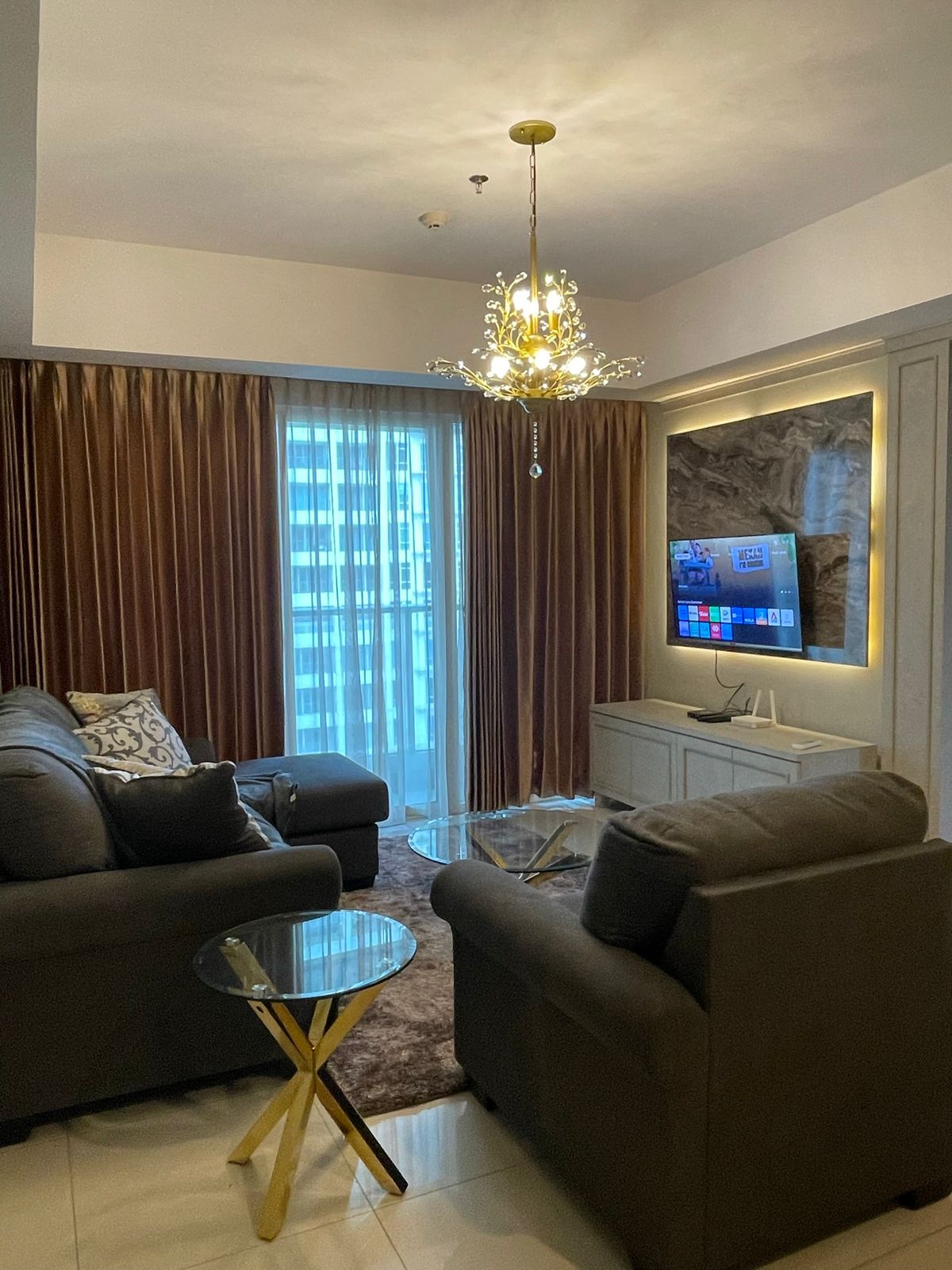 Dijual Apartemen The Kensington Royal Suits  Kelapa Gading
