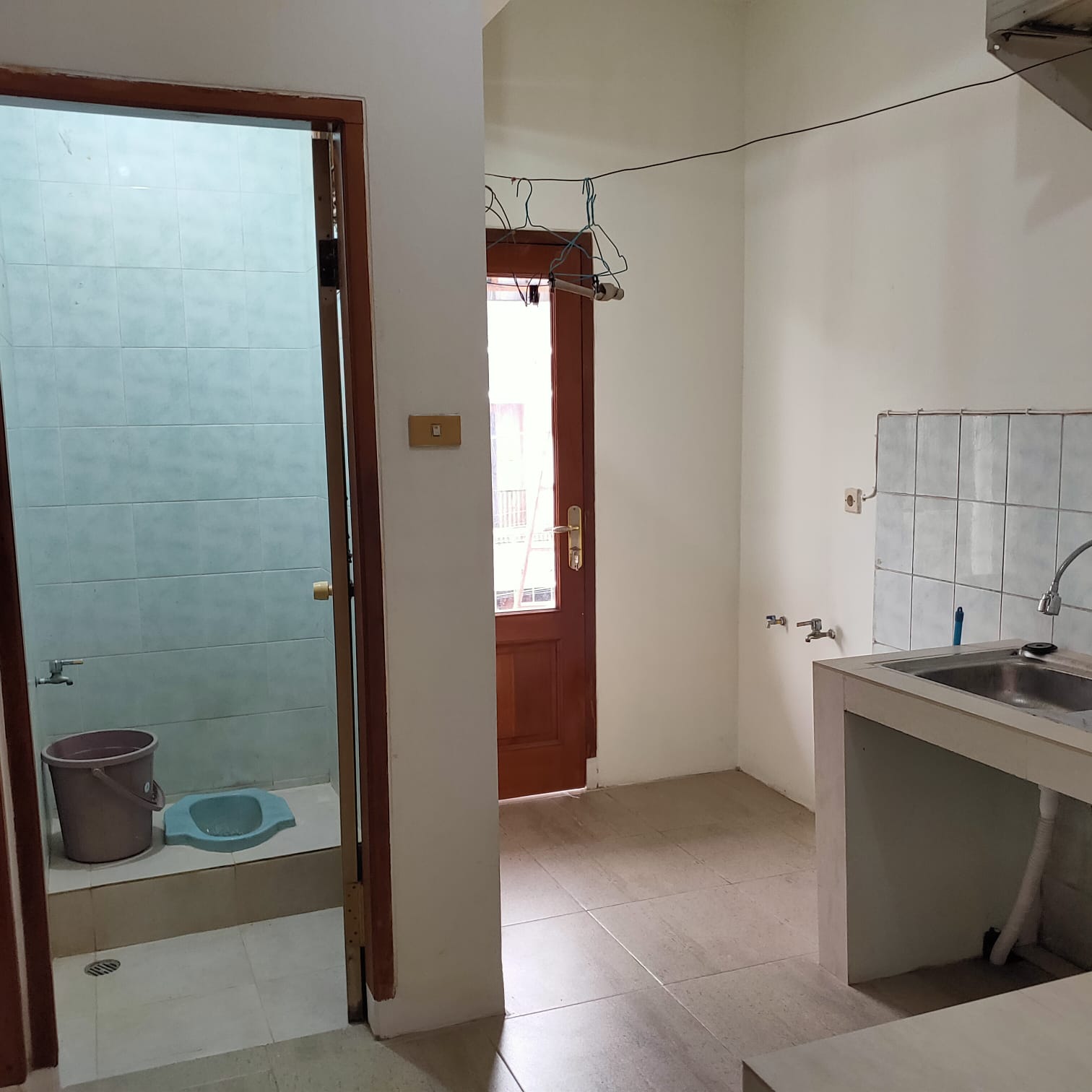 Disewakan rumah bisa untuk kantor di area Kayu Putih