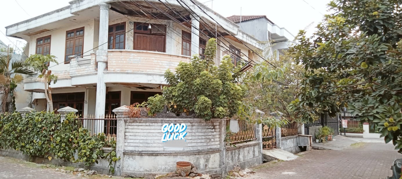 Dijual rumah komplek elite di Area pondok ungu permai