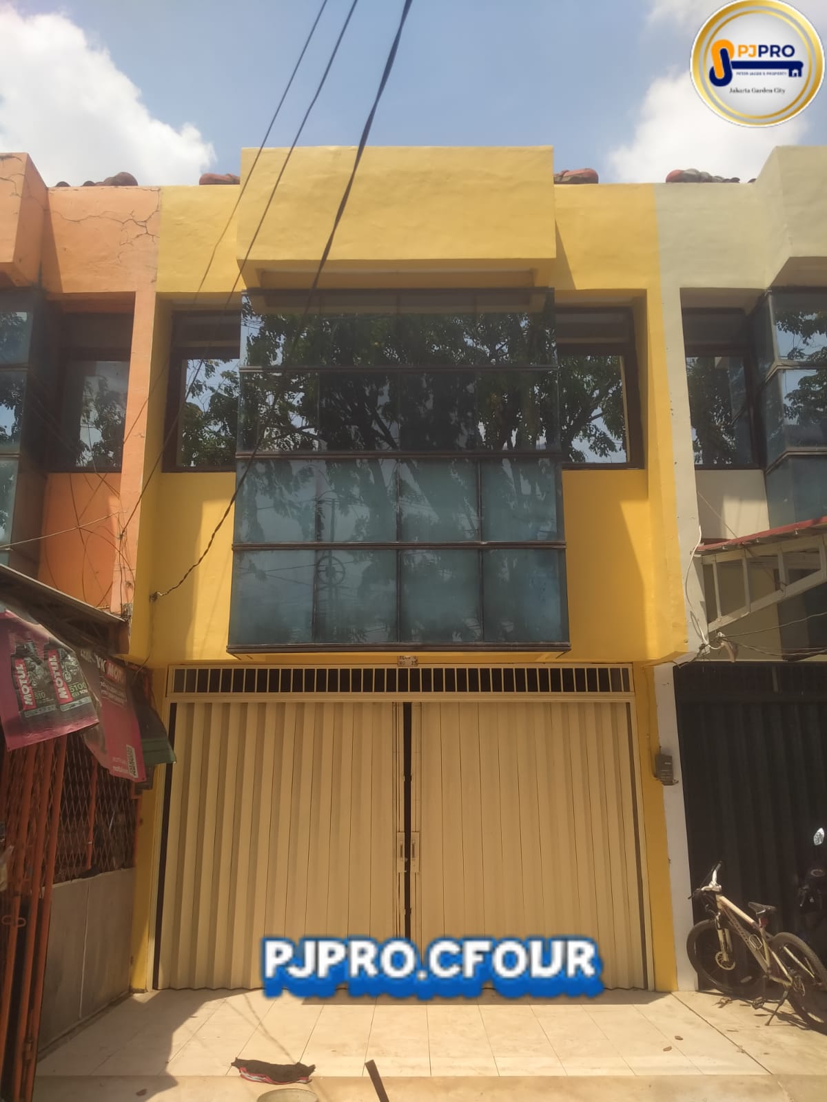 Dijual Ruko Taman Harapan Baru Siap Pakai 2 Lantai Hadap Timur