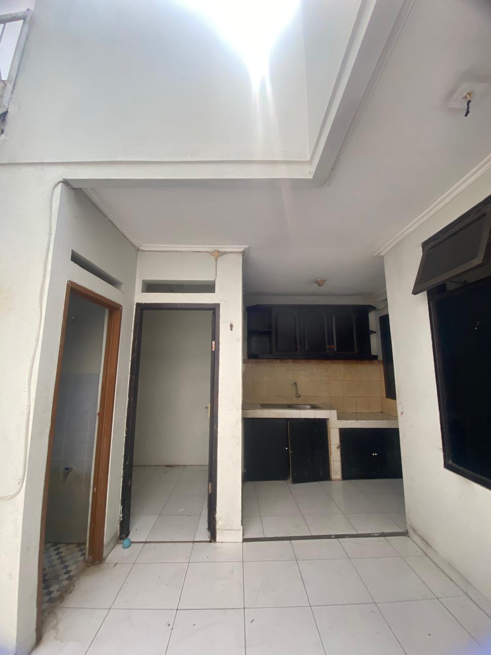 Rumah murah lokasi elit area dekat Batununggal