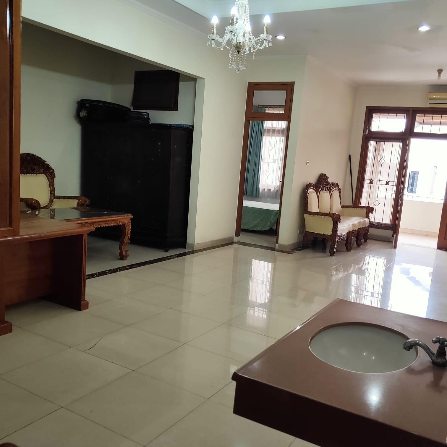 Disewakan rumah di area Kayu Putih bisa untuk kantor Pulo Gadung
