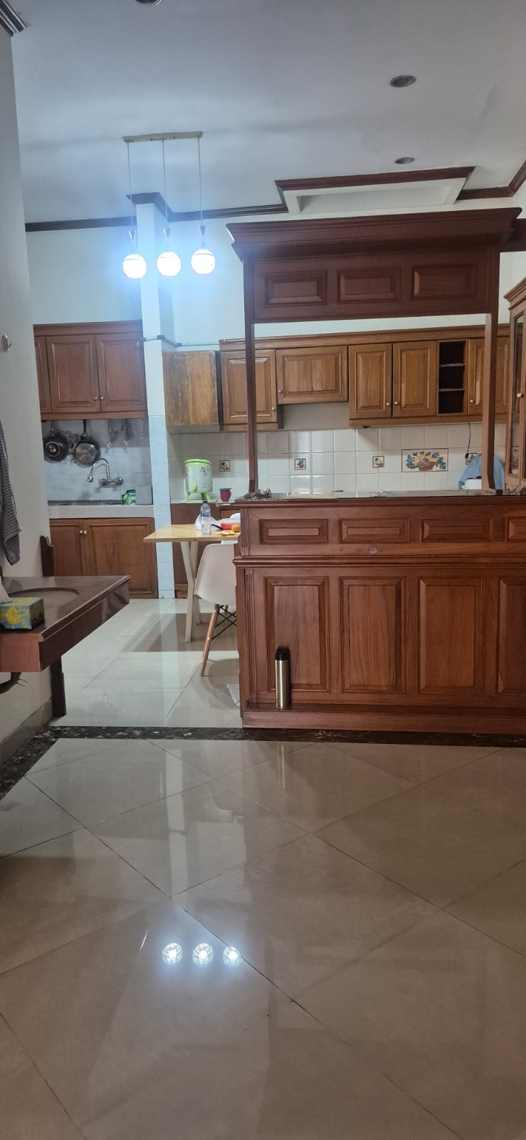 Disewakan rumah di area Kayu Putih bisa untuk kantor Pulo Gadung