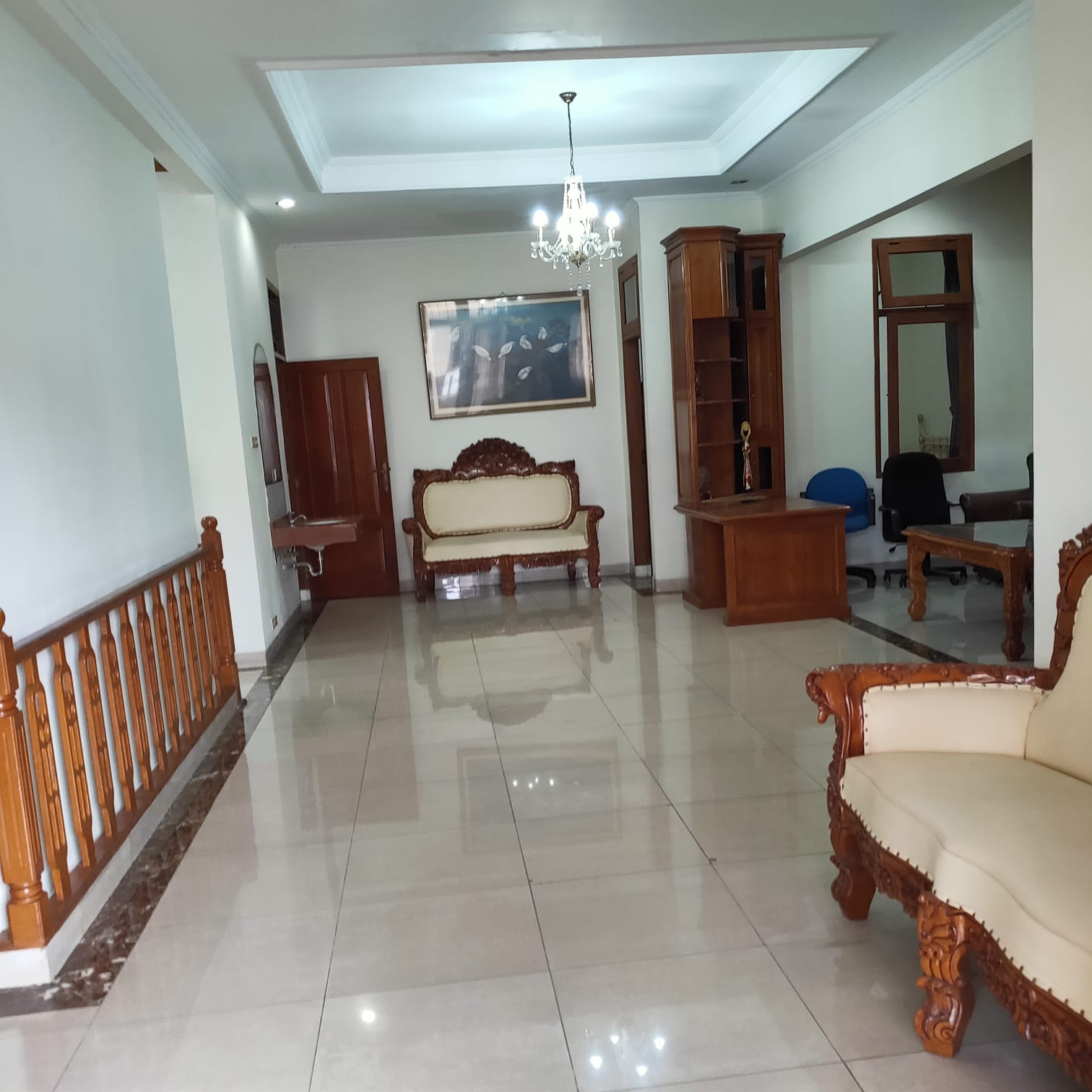 Disewakan rumah bisa untuk kantor di Kayu Putih, Pulo Gadung