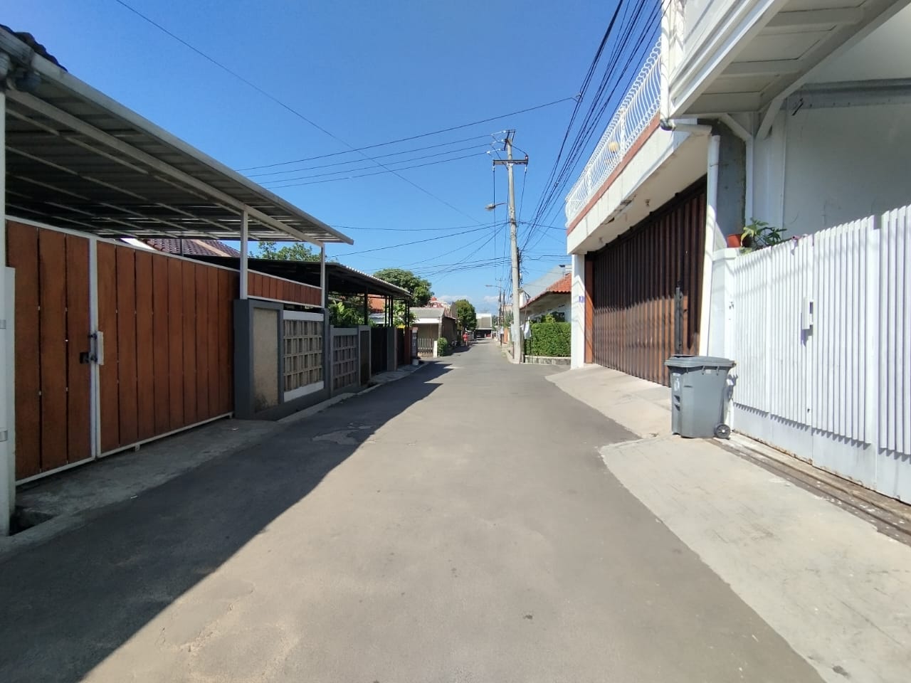 Rumah di Cisaranten Kulon – Nyaman dan Aman untuk Keluarga