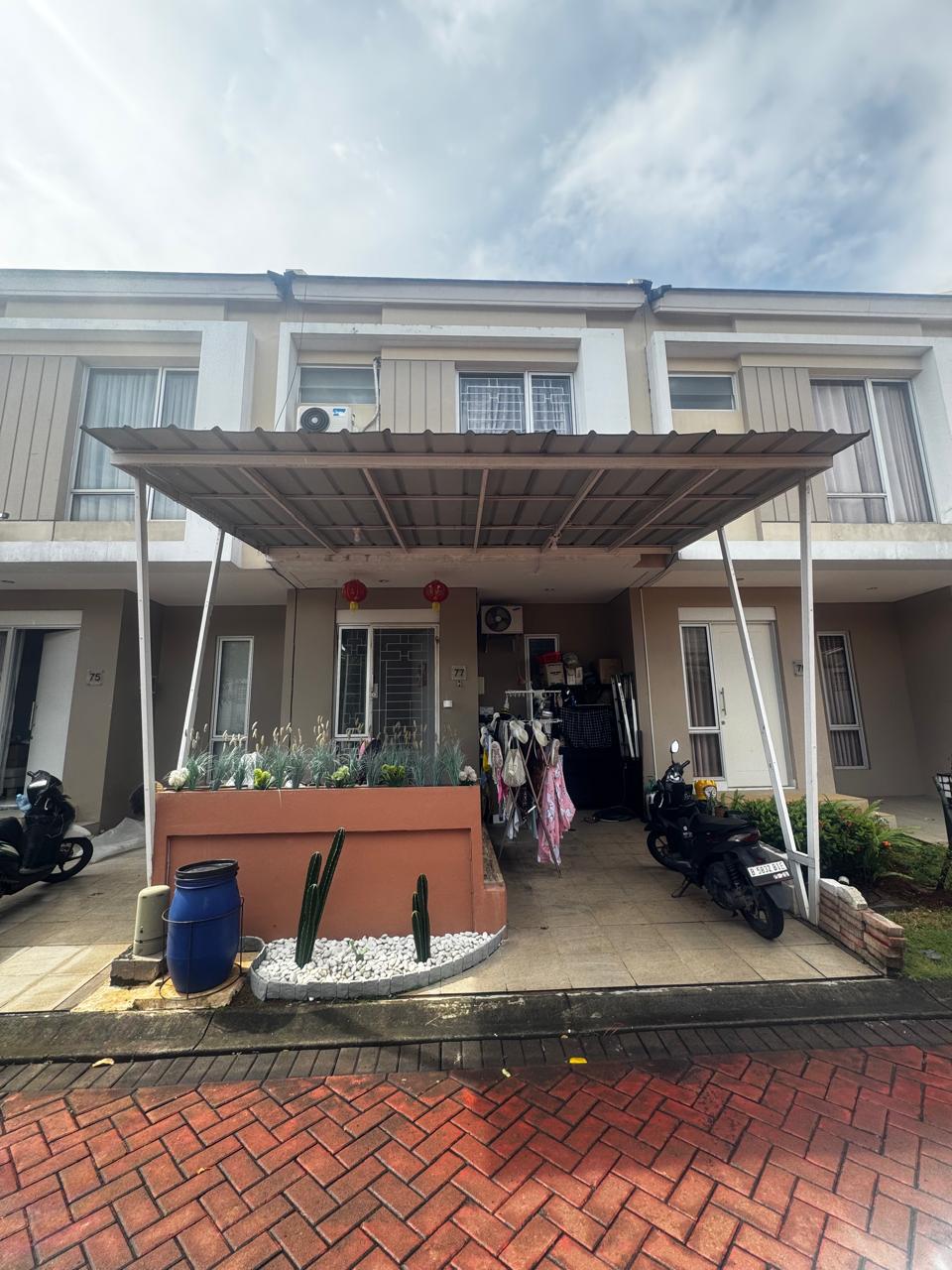 Dijual rumah di Milano village, Paramount Serpong, Pagedangan