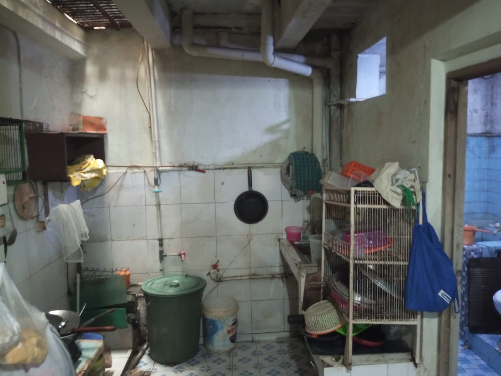 Dijual rumah dan kost dibawah Njop di Petojo Barat, Duri Pulo