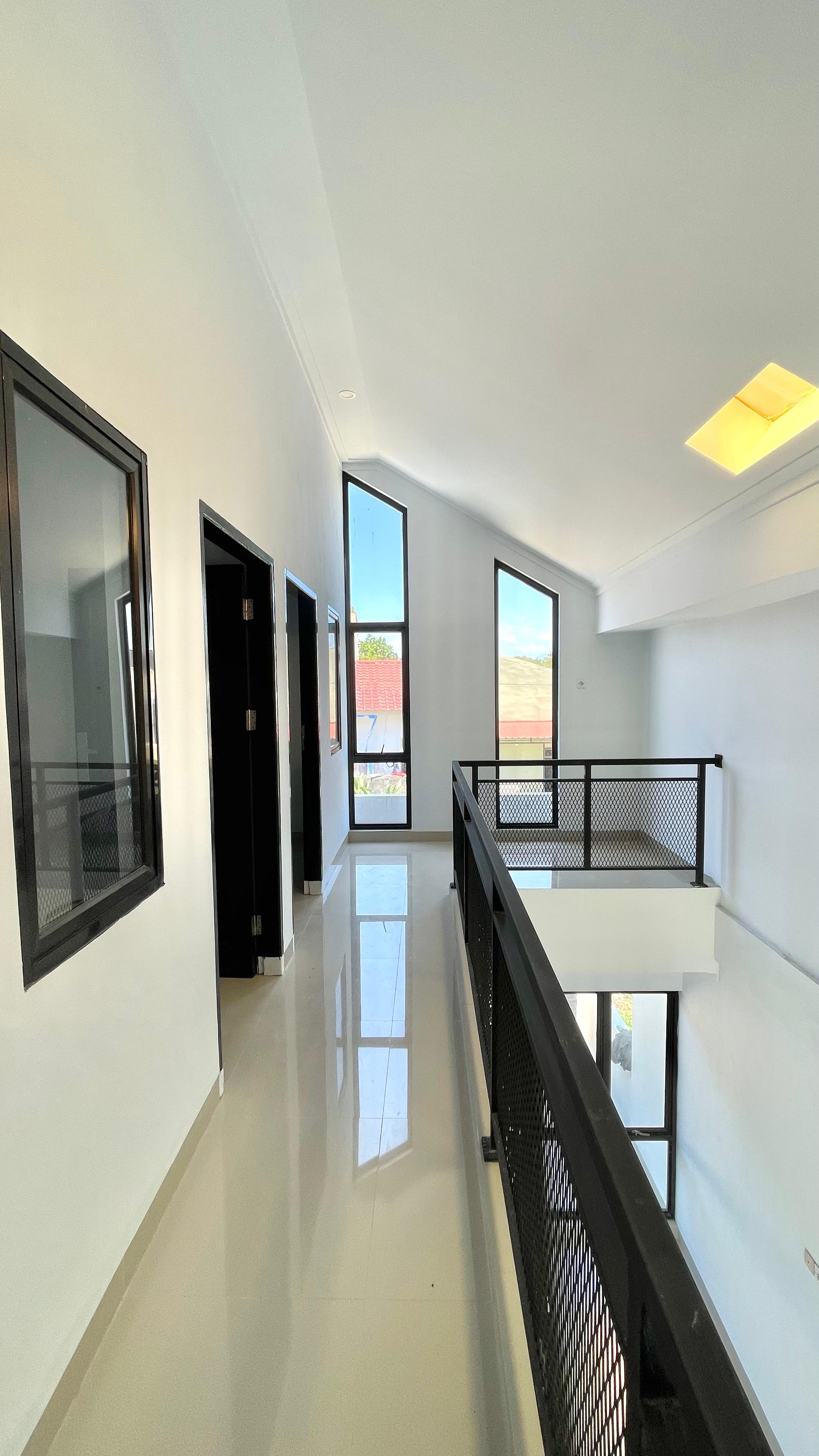 Rumah ready 2 lantai kawasan flamboyan