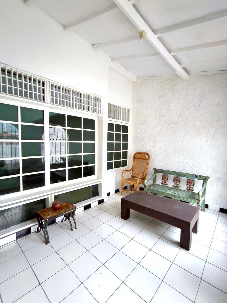 Dijual B U rumah di Lebak Bulus, Cilandak, Jakarta Selatan