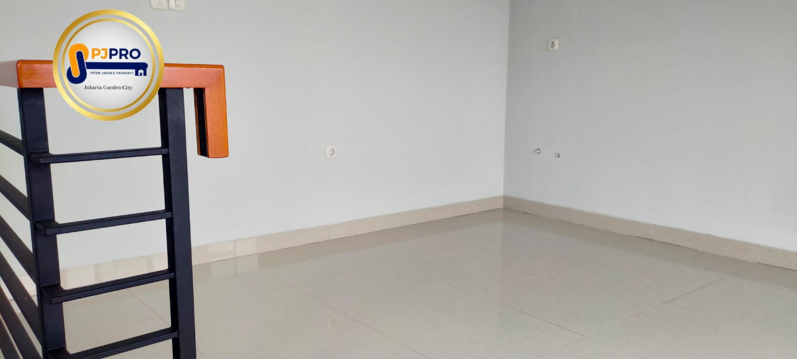 Dijual Rumah Cantik Siaphuni di Cluster Madrid Cibubur