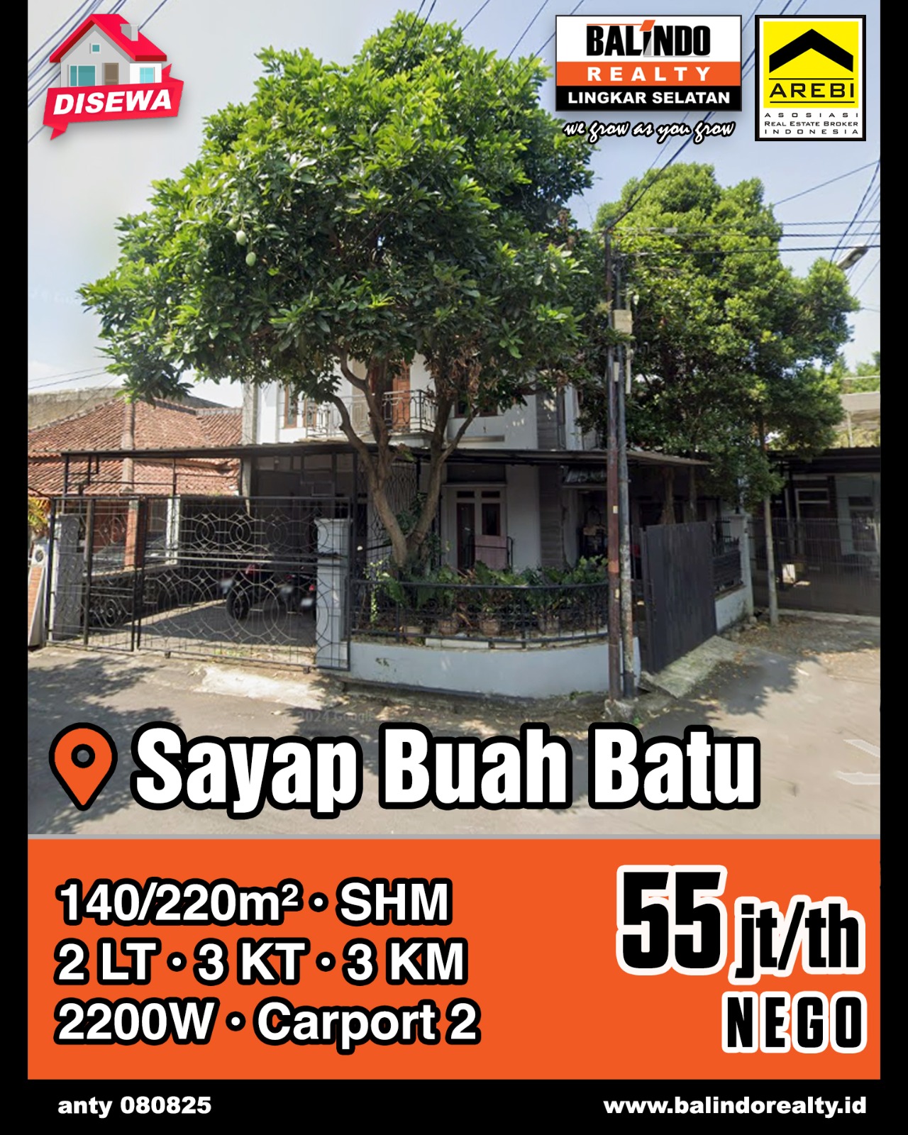 Disewakan  Rumah Nyaman 2 Lantai di Sayap Buah Batu