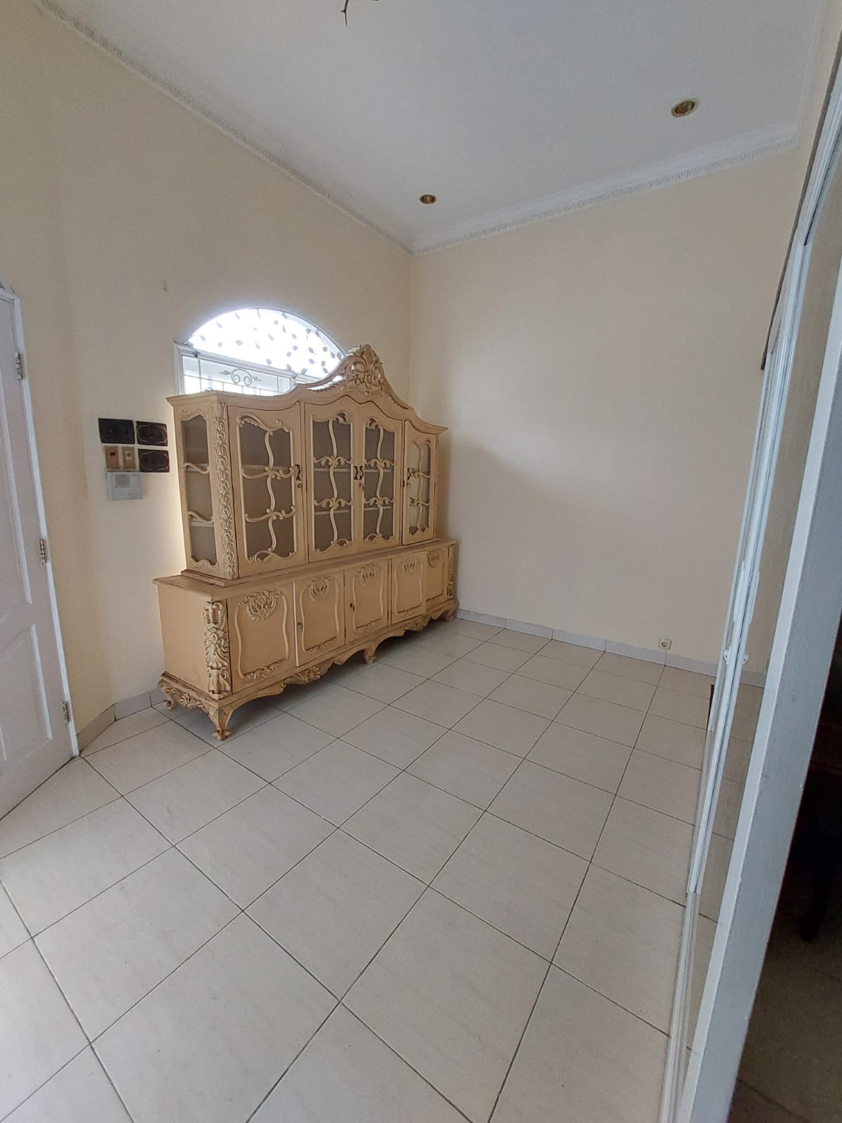 Dijual rumah di Rawa Simprug, Grogol Selatan, Kebayoran Lama