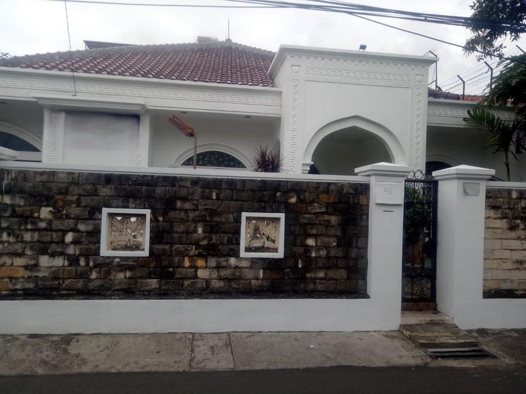Dijual rumah di Rawa Simprug, Grogol Selatan, Kebayoran Lama