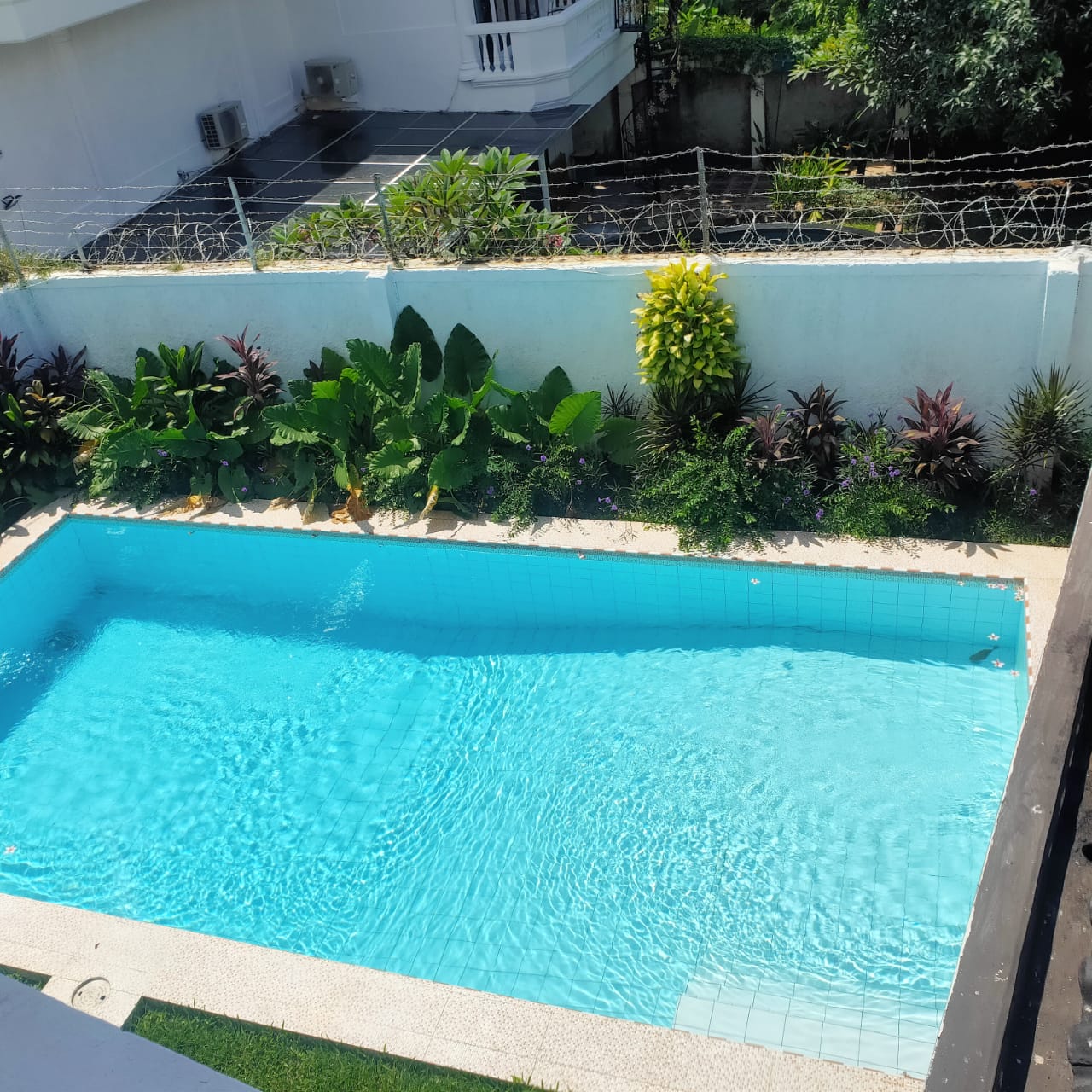 Disewakan rumah komplek mewah di Pejaten Barat, Pasar Minggu