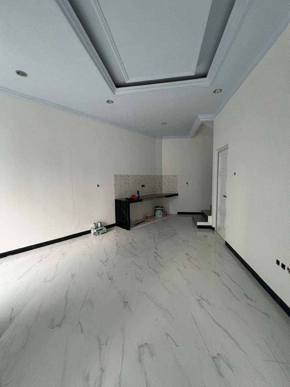 Dijual rumah cluster baru klasik di Kelapa Dua Wetan, Ciracas