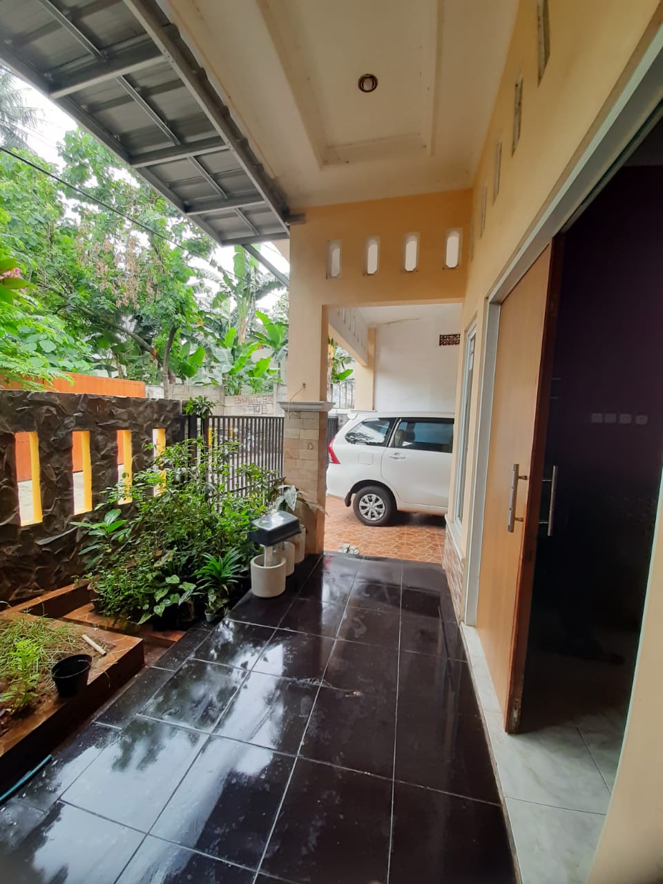 Dijual rumah di Susukan, Ciracas, Jakarta Timur