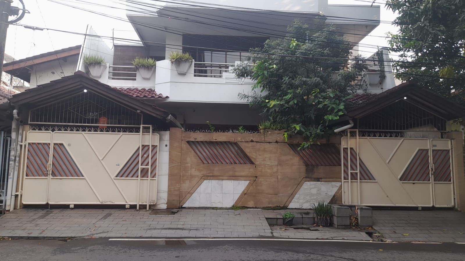 Dijual rumah dikomplek di Meruya Utara, Kembangan, Jakarta Barat