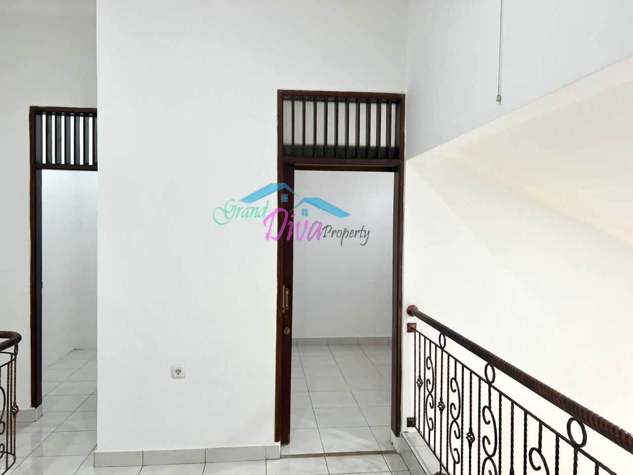 RUMAH BARU RENOVASI DI PERUMAHAN TAMAN GALAXY JL. PULOSIRIH