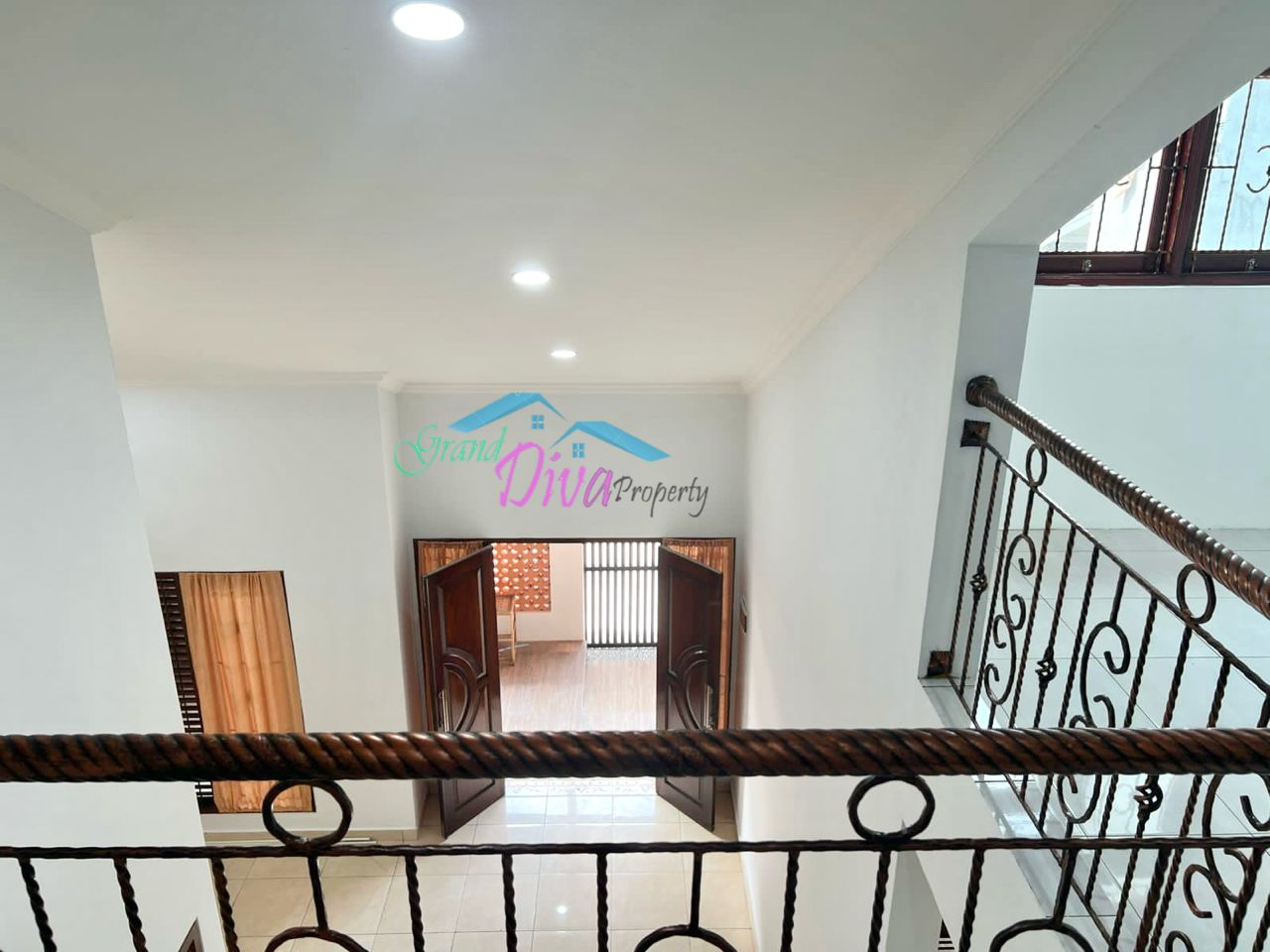 RUMAH BARU RENOVASI DI PERUMAHAN TAMAN GALAXY JL. PULOSIRIH