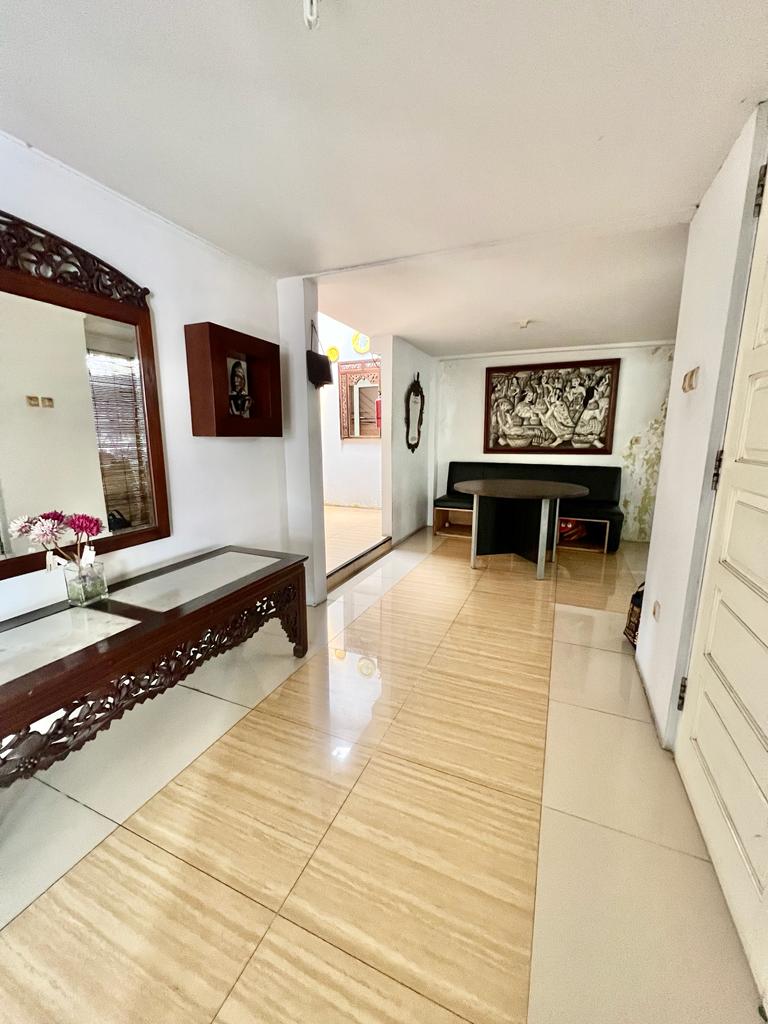 Dijual rumah lama  dan rumah kost 18 kamar di Cilandak