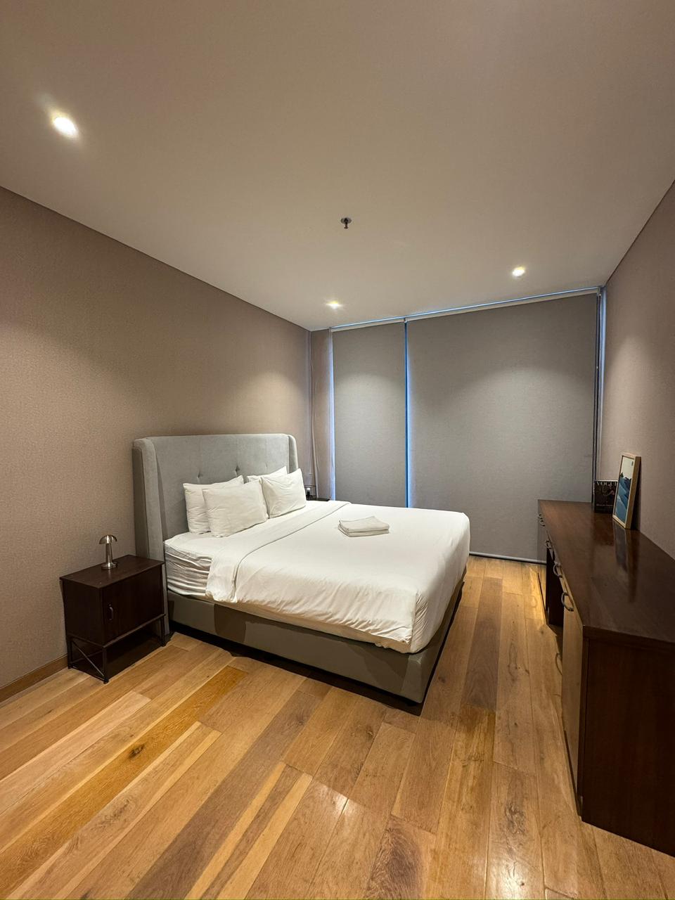 Dijual Cepat Apartemen Izzara 2BR Full Furnished – Lantai 21, Vi