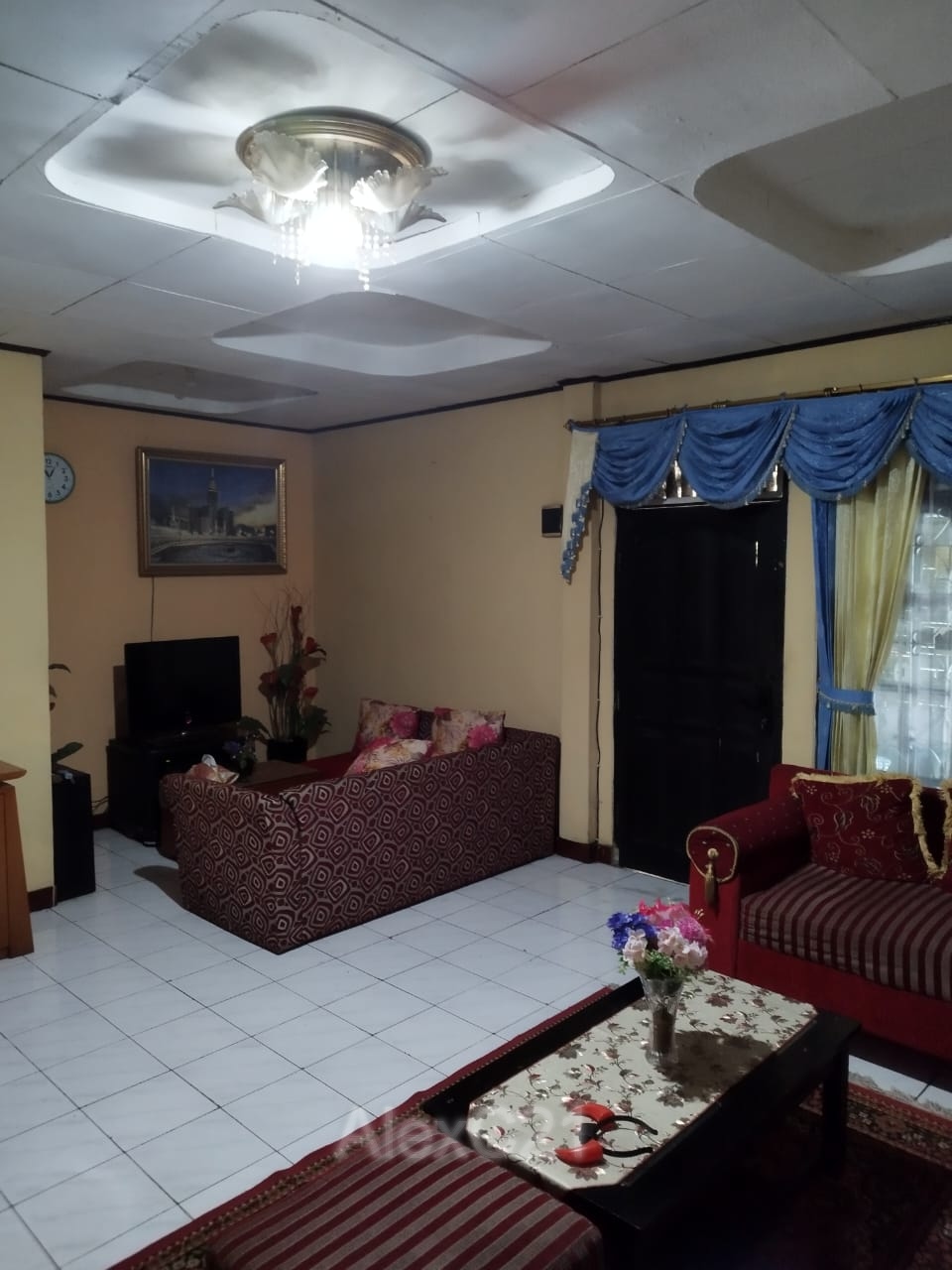 Dijual Rumah 2 Lantai dan Kontrakan 1 Pintu termurah di Ceger