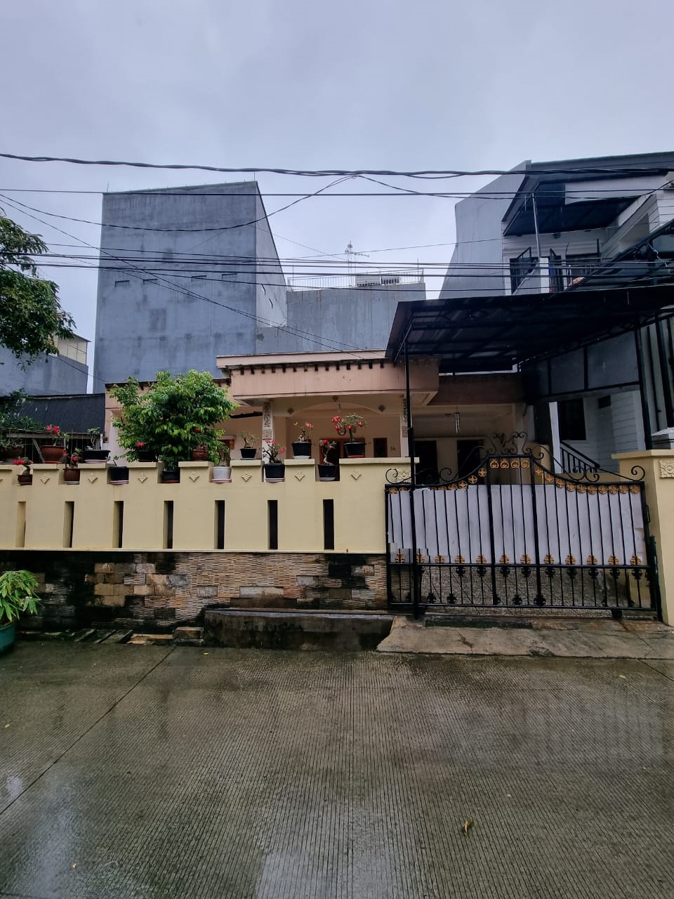 Dijual rumah komplek di area Rawa Buaya, Cengkareng