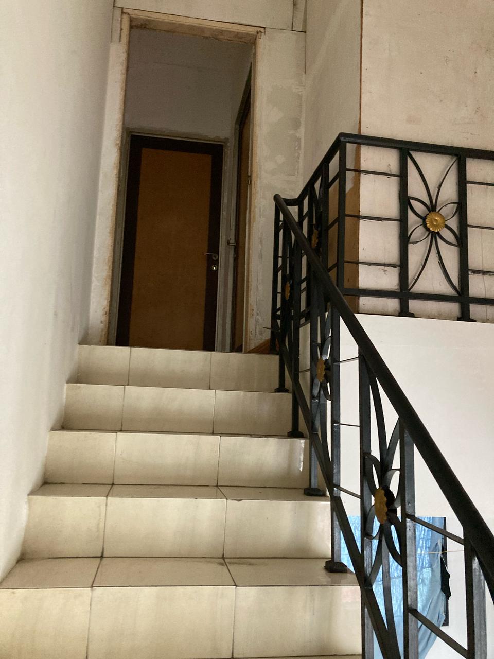 Dijual Ruko Siap Pakai 2,5lantai di Aralia Harapan Indah