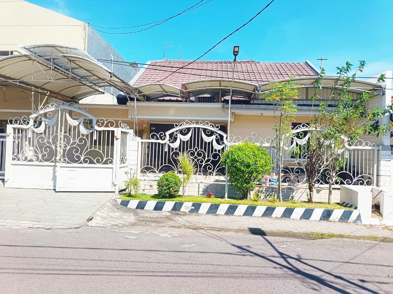 Jual Rumah MANYAR REJO Surabaya