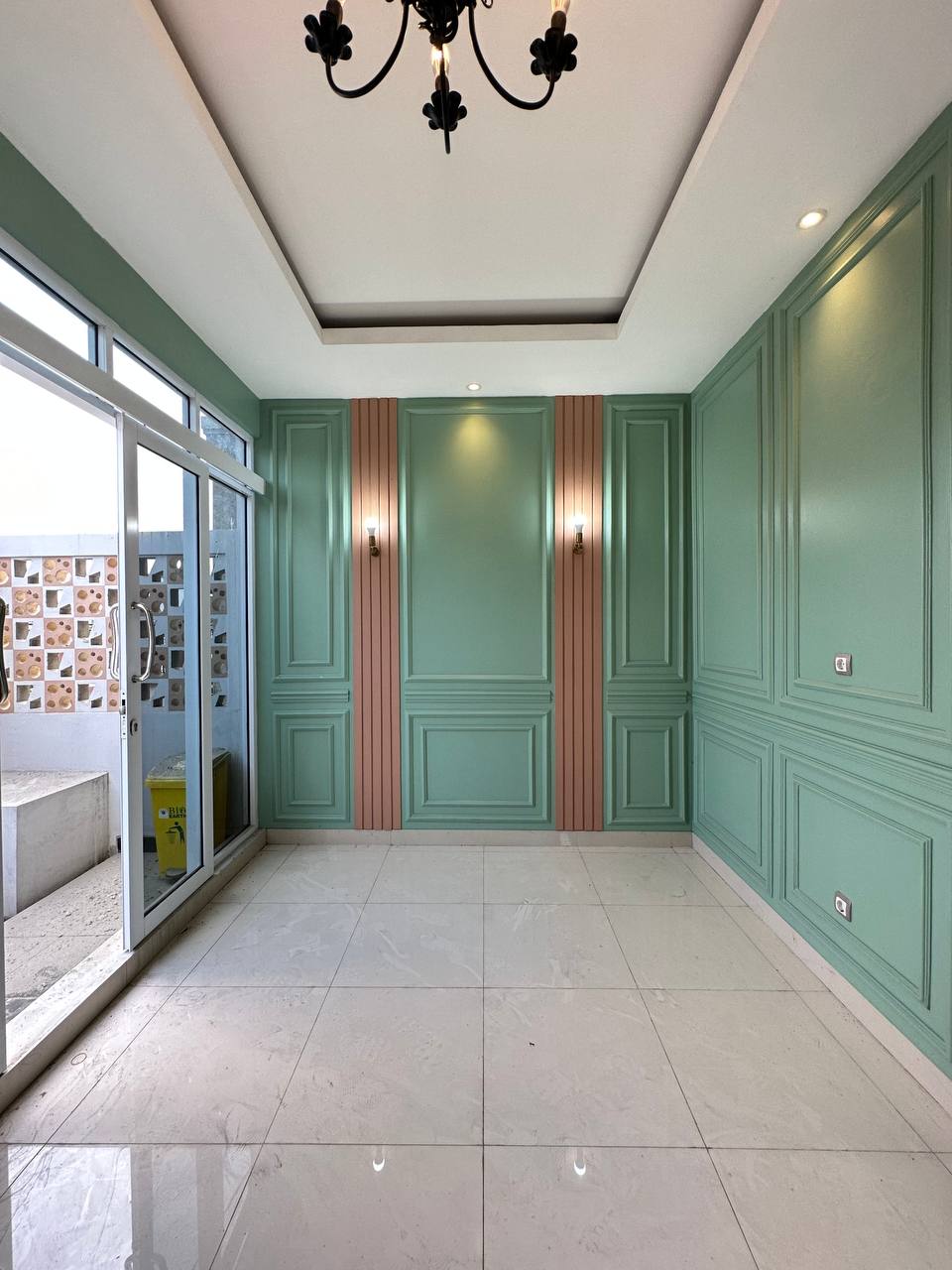 Rumah baru hook plus rooftop di Cibubur Ciracas Jakarta Timur