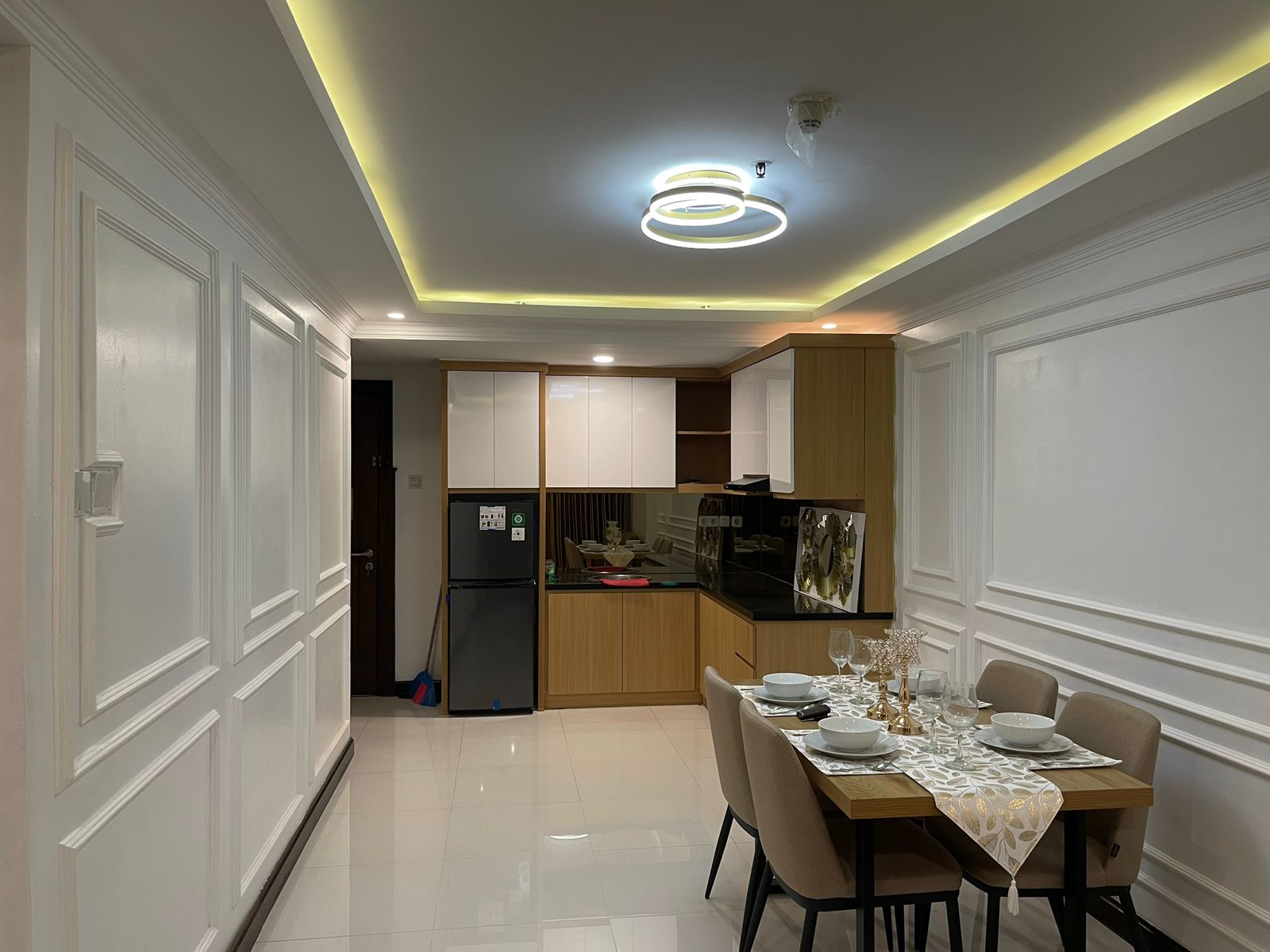 Jual cepat Apartement EL ROYALE furnish 2BR, Jl Merdeka Bandung