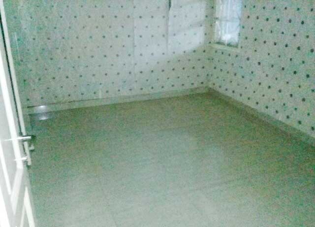 RUMAH DI TAMAN GALAXY