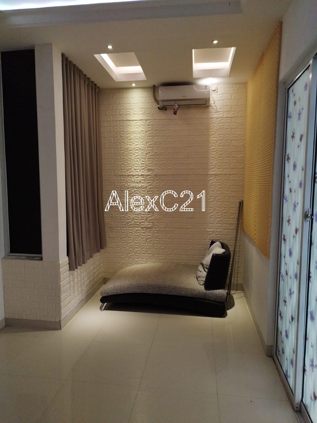 Dijual rumah komplek di Cipondoh, Kenanga, Cipondoh, Tangerang