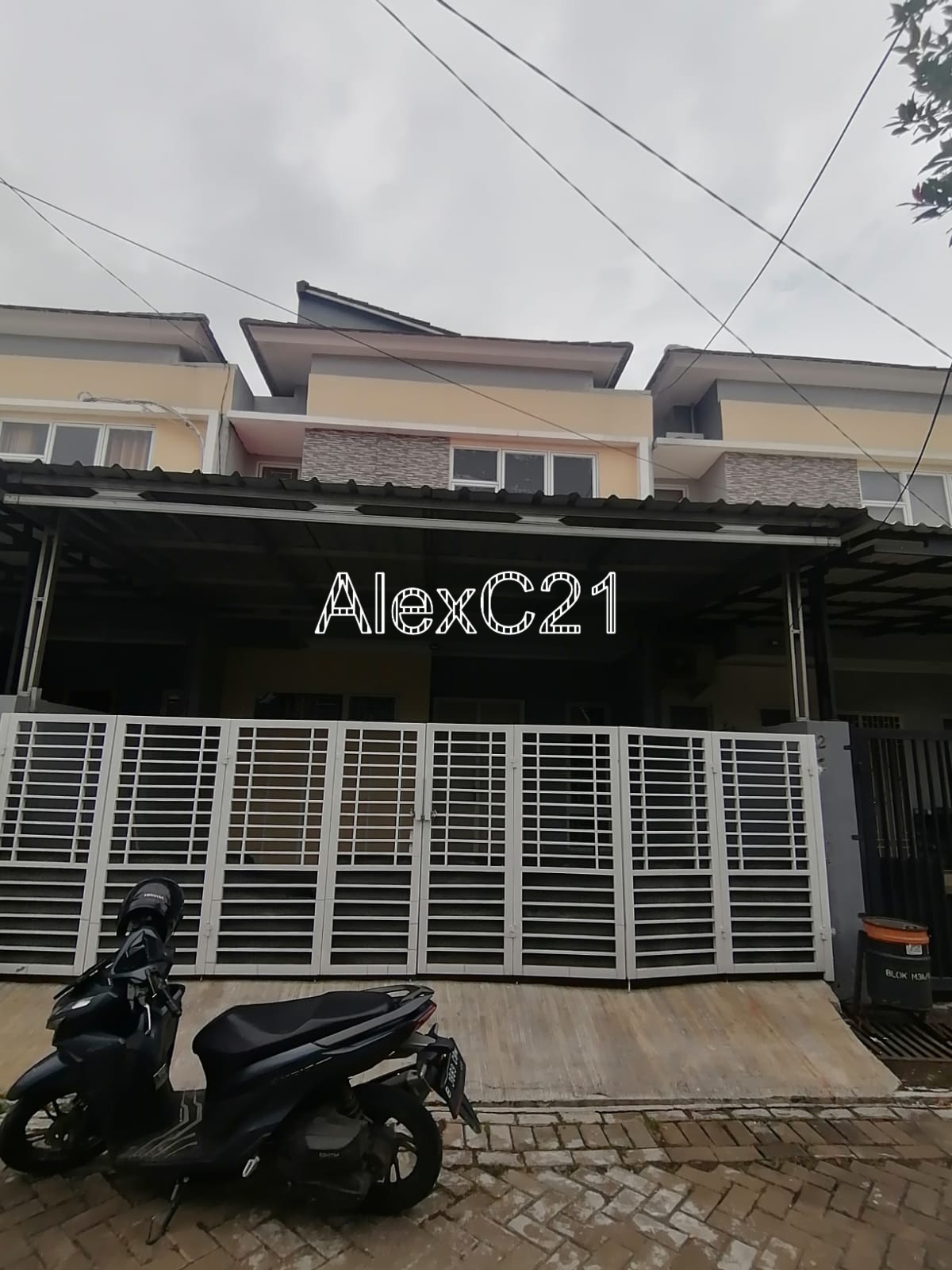 Dijual rumah komplek di Cipondoh, Kenanga, Cipondoh, Tangerang