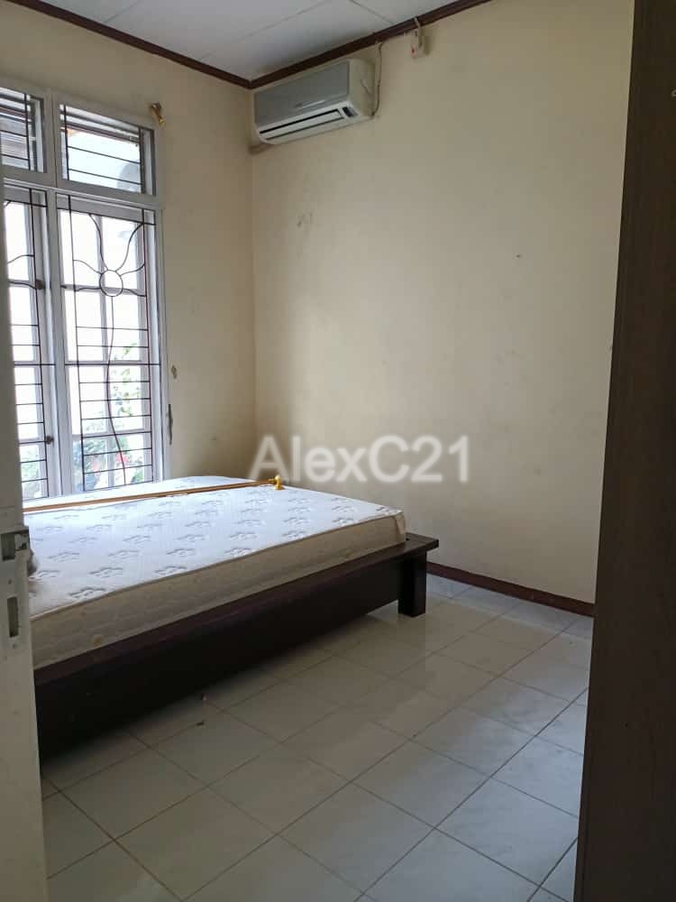 Dijual rumah di Perumahan Banjar Wijaya , Cipondoh, Tangerang