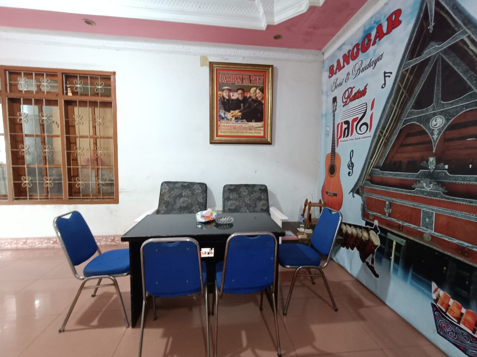 Dijual rumah komplek hitung tanah sesuai Njop di Kayu Putih