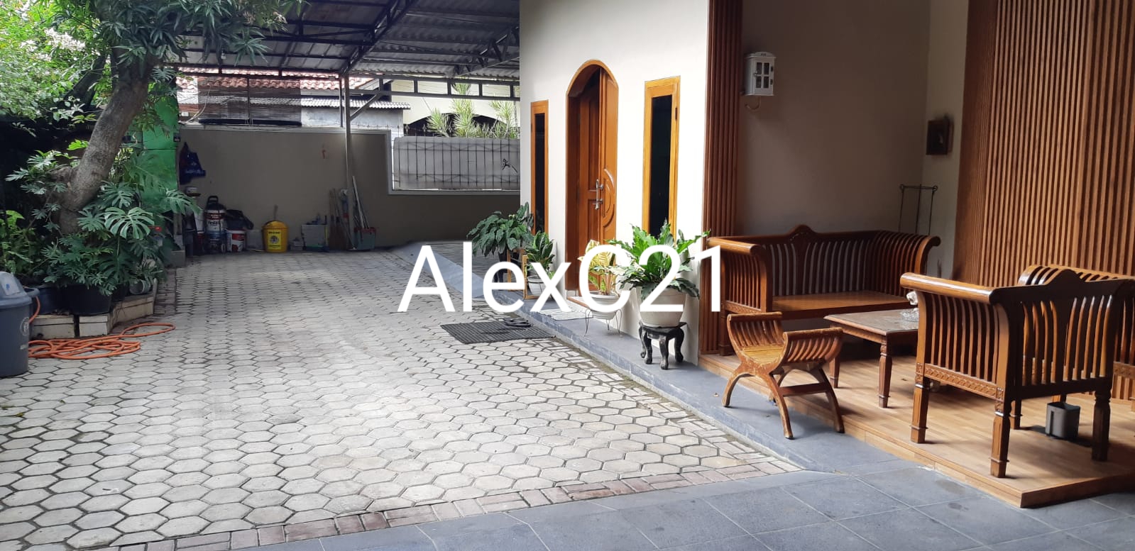 Dijual murah Rumah Hook baru Renovasi  2 Lantai Pondok Betung