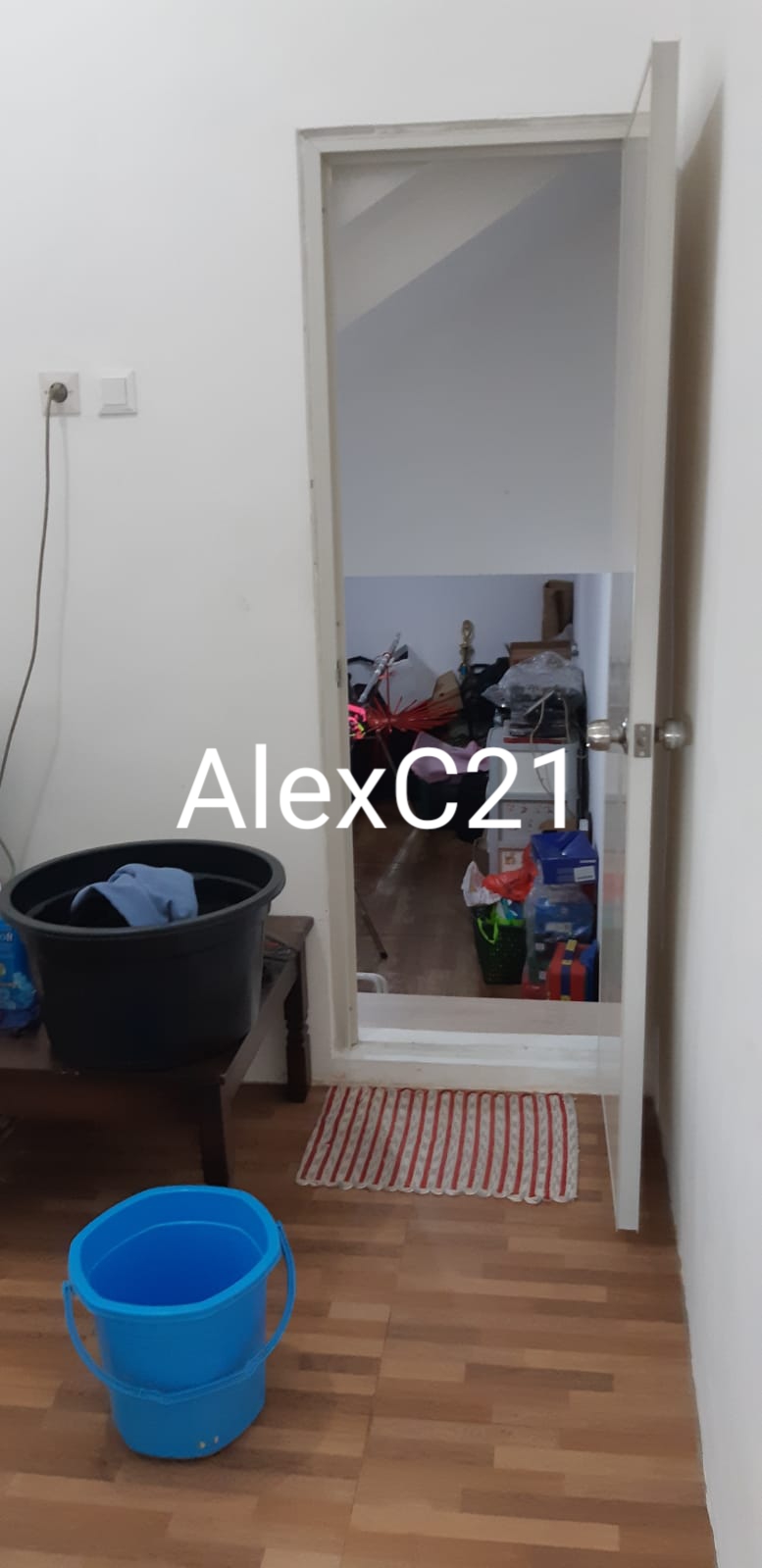 Dijual murah Rumah Hook baru Renovasi  2 Lantai Pondok Betung